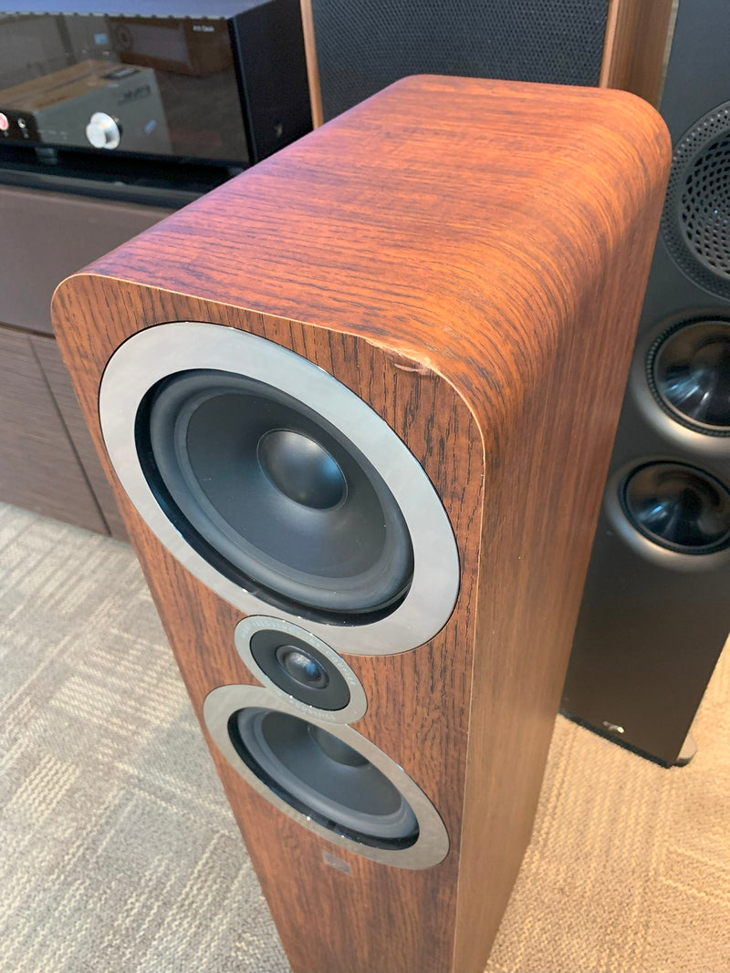 Q Acoustics 3050i Tower Speakers - Pair - Damaged