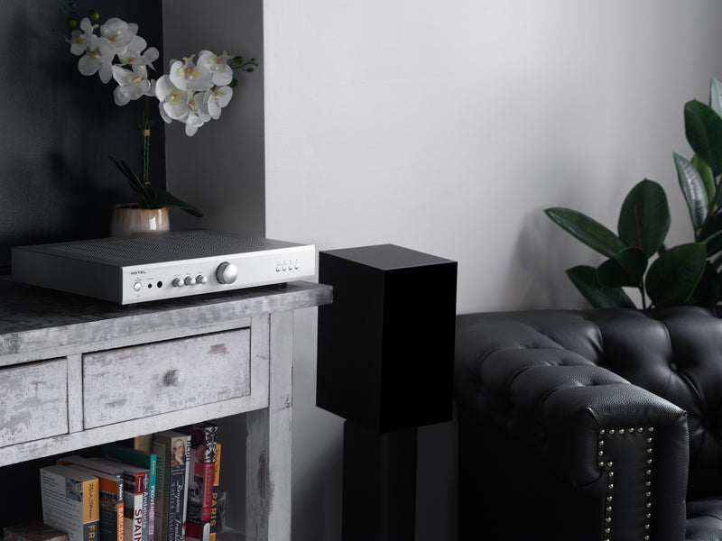 Rotel A8 Integrated Amplifier