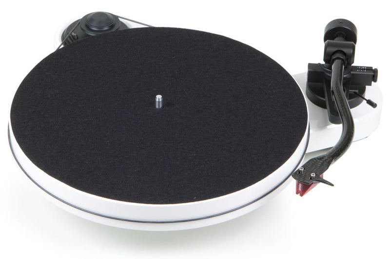 Pro-Ject RPM 1 Carbon Turntable