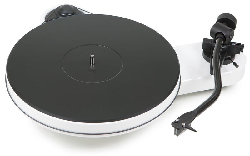 Pro-Ject RPM 3 Carbon Turntable